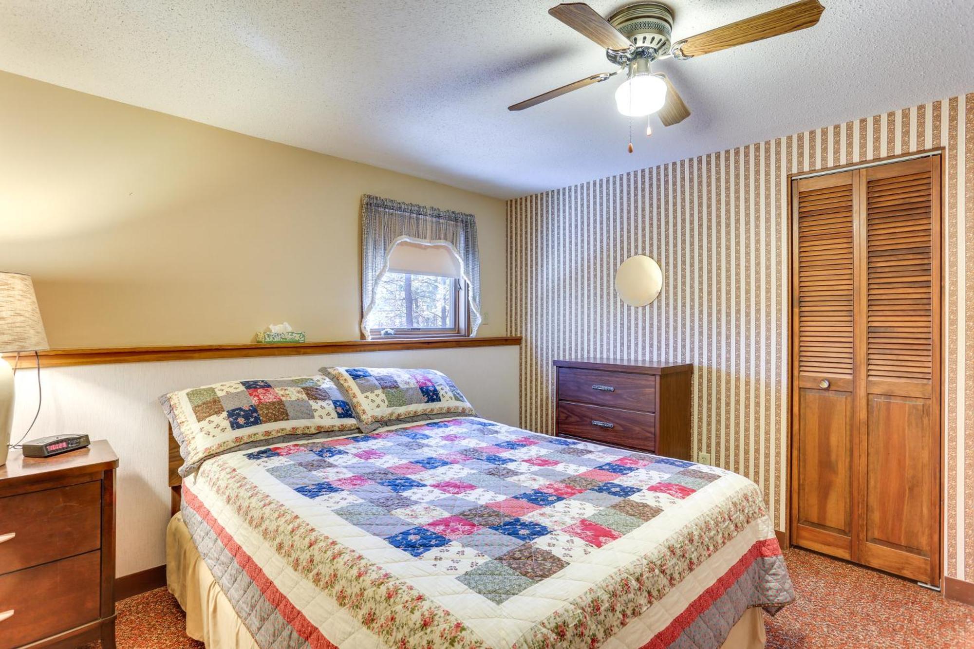 רפיד סיטי Cozy Black Hills Nature Retreat With Private Deck! מראה חיצוני תמונה