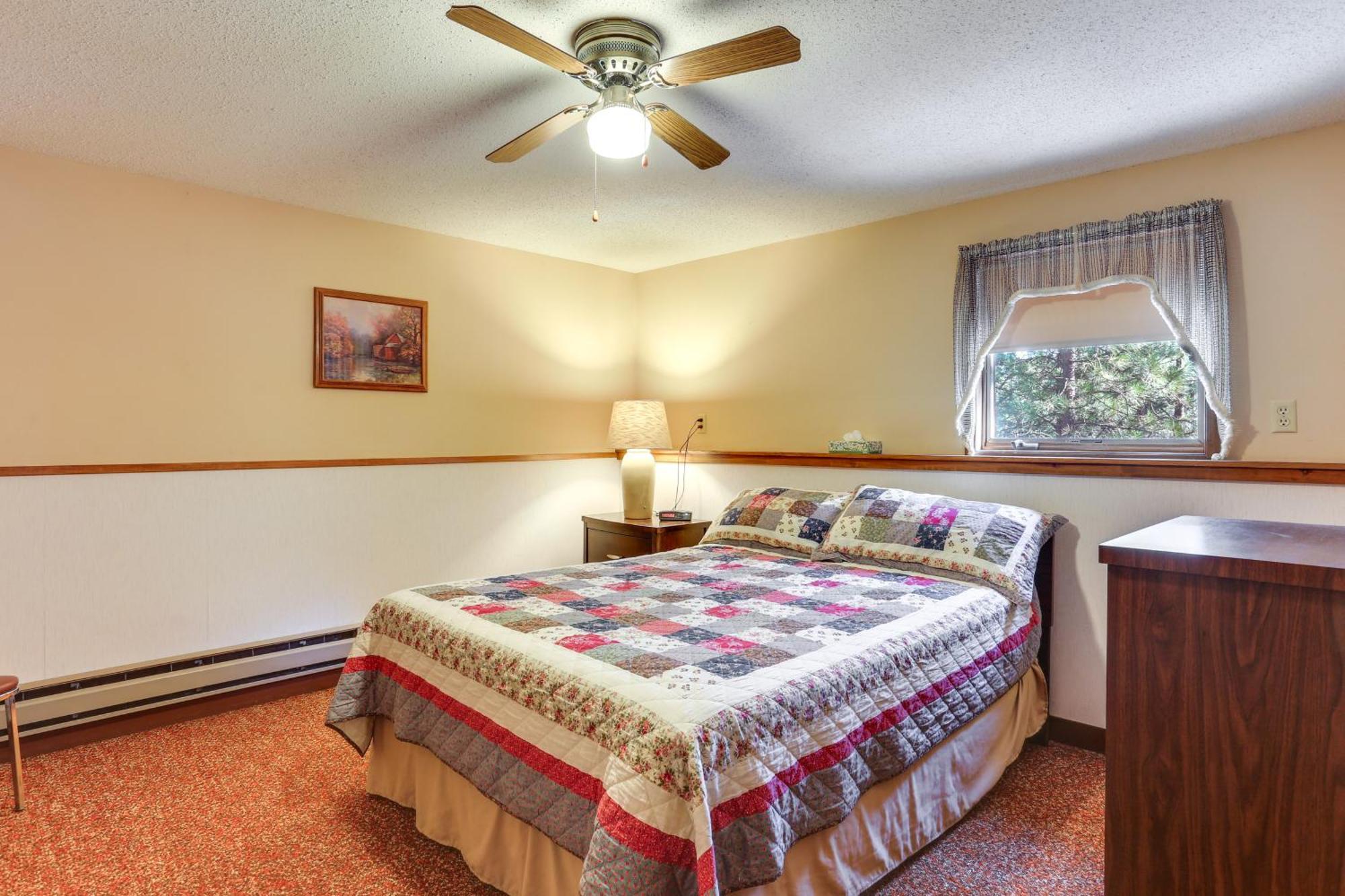 רפיד סיטי Cozy Black Hills Nature Retreat With Private Deck! מראה חיצוני תמונה